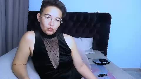 staceydarling online show from August 2, 9:07 pm