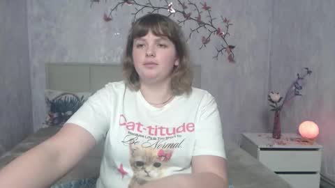 Stacey online show from February 25, 7:01 pm