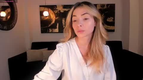 Stacy Woods online show from July 3, 11:05 am
