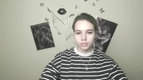 Snapshot of stacy_gr chatting on January 5, 1:15 pm Stacy online show from January 5, 1:15 pm