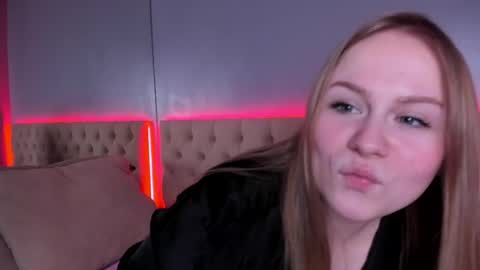 STACY online show from April 30, 8:57 pm