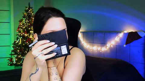 Snapshot of stacygonzales_ chatting on January 19, 6:20 am Bye bye dear See you on December 3st  online show from January 19, 6:20 am