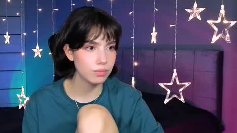 Snapshot of stacygonzales_ chatting on October 28, 12:00 pm Bye bye dear See you on December 3st  online show from October 28, 12:00 pm