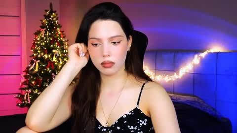 Snapshot of stacygonzales_ chatting on January 5, 6:35 am Bye bye dear See you on December 3st  online show from January 5, 6:35 am