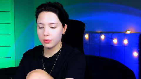 Snapshot of stacygonzales_ chatting on February 7, 6:14 am Bye bye dear See you on December 3st  online show from February 7, 6:14 am