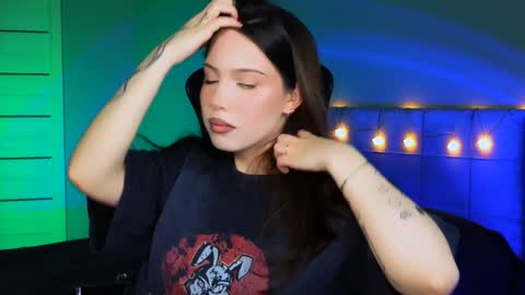 Snapshot of stacygonzales_ chatting on December 10, 6:44 am Bye bye dear See you on December 3st  online show from December 10, 6:44 am