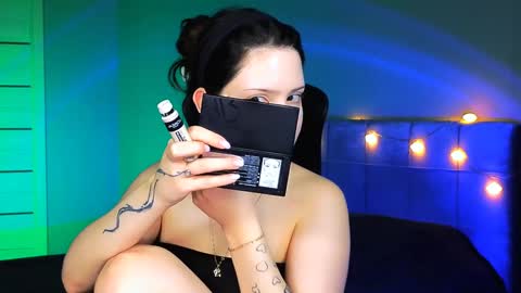 Snapshot of stacygonzales_ chatting on February 2, 6:37 am Bye bye dear See you on December 3st  online show from February 2, 6:37 am