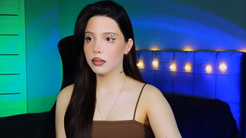 Snapshot of stacygonzales_ chatting on December 11, 7:20 am Bye bye dear See you on December 3st  online show from December 11, 7:20 am