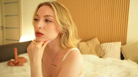 Kristina online show from June 19, 1:47 pm