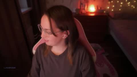 Alice online show from November 14, 10:37 am