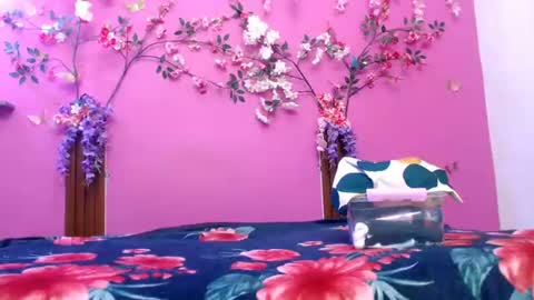 alejandra online show from June 29, 7:57 pm