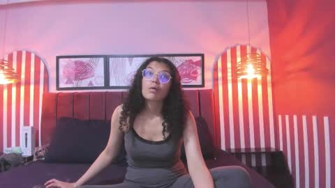 Stark Jones online show from March 18, 12:54 pm