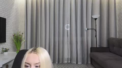 Karina online show from January 9, 8:02 pm