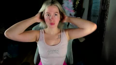 Stefany online show from January 19, 4:30 am