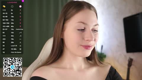 Stella online show from March 18, 11:15 am