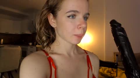 Asella online show from October 16, 9:34 am