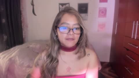 Stephanie  online show from February 9, 4:37 am