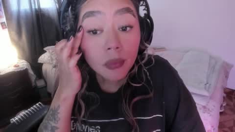 Stephanie  online show from December 13, 7:53 pm