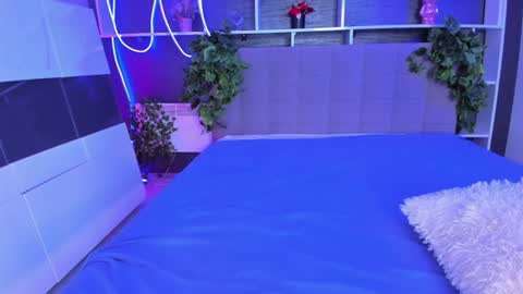 Stephie online show from July 20, 10:39 am