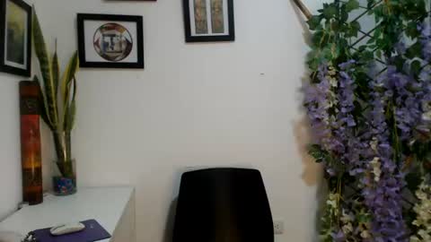 stephyjonesph online show from August 1, 8:22 pm