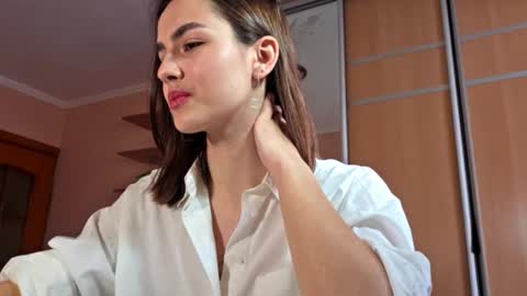 Lina online show from January 17, 10:34 am