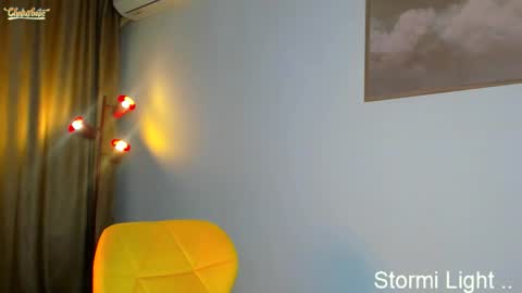 Stormi online show from December 5, 9:05 pm