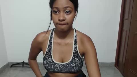 Sweety Stormi  online show from February 24, 1:49 am