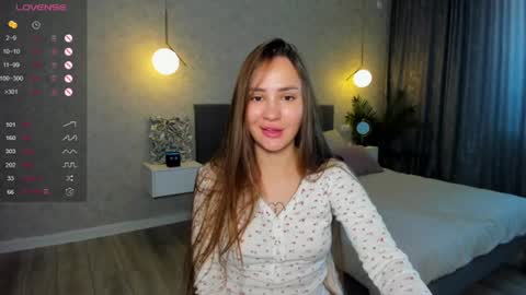 Laura online show from June 16, 5:19 am