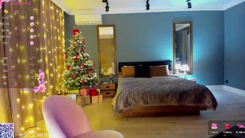 Laura online show from December 29, 2:38 am