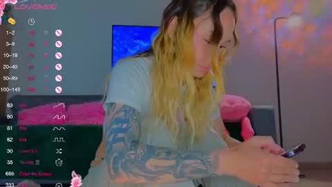 Tati and Lola online show from July 3, 5:46 am