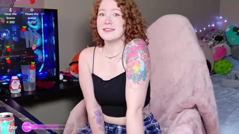 Foxie online show from January 5, 3:02 pm