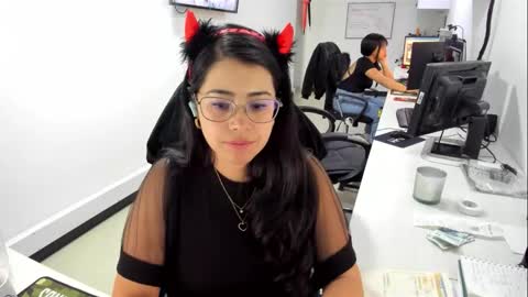 studcb_ online show from October 17, 10:57 pm