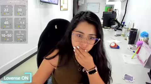 studcb_ online show from July 6, 11:07 pm