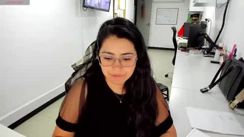 studcb_ online show from May 4, 11:18 pm