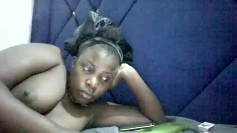 submissive_slut001 online show from November 6, 8:53 am