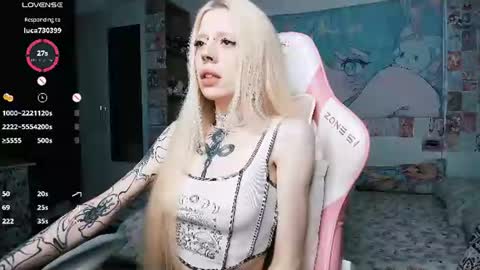 succubus_leslie online show from July 23, 10:23 am