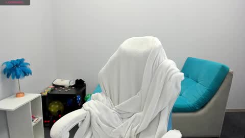 Ariana online show from November 14, 3:06 am