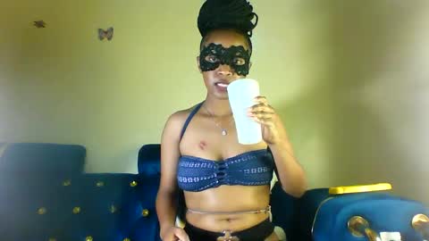 sugar online show from February 15, 9:36 pm