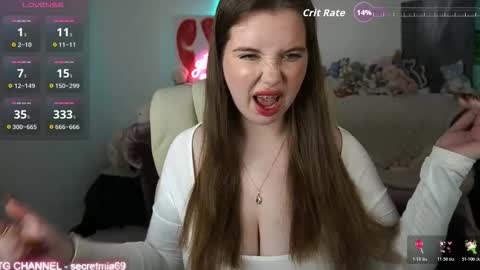 Snapshot of sugar_muse chatting on October 17, 11:08 pm Mia online show from October 17, 11:08 pm