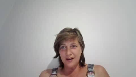 sugarmilf_ online show from July 9, 7:33 am