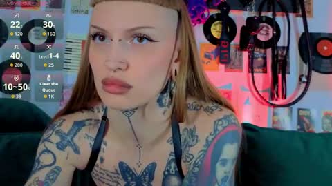 sugarsoot online show from July 2, 5:57 am