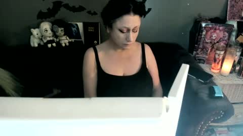 Sugary online show from June 24, 4:00 am
