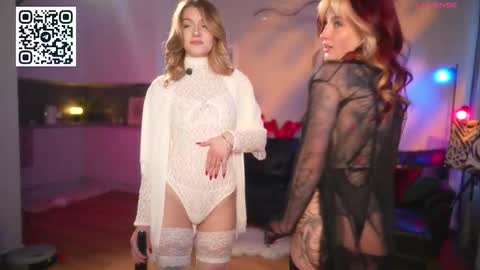 Lika ginger  Jessy blond   online show from February 15, 7:33 am