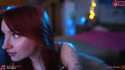 Snapshot of suk_ki chatting on January 29, 4:05 am Lika ginger Jessy blond online show from January 29, 4:05 am