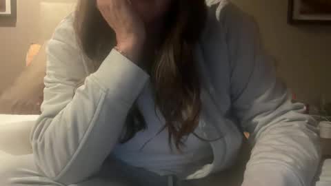 summer994716 online show from January 6, 2:26 am