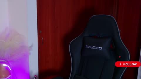 OnlyFans summer holiday online show from February 5, 7:11 am