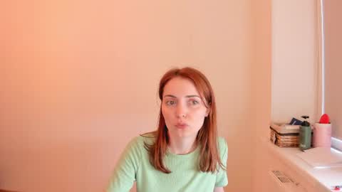 Summer Preston online show from July 21, 2:29 pm