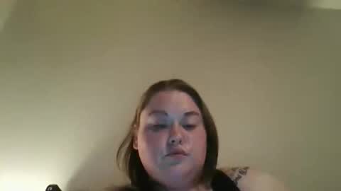 summerwaterfall online show from May 25, 3:49 am
