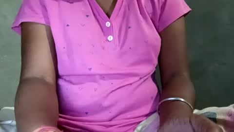 sunali_jain03 online show from July 11, 1:44 pm