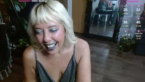 Sunni Knight online show from May 2, 12:58 am